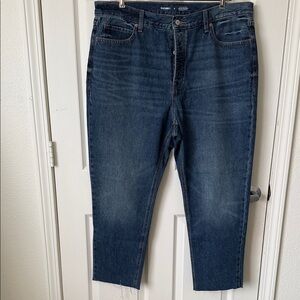 Old Navy Size 18 Women’s SKY-HI STRAIGHT Dark Blue Relaxed Jeans.